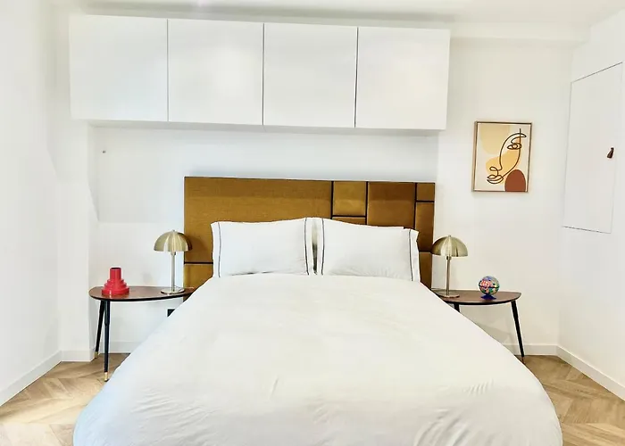 Moderne Balcon, Rue D'antibes- Hyper Centre A0b191 * Канны