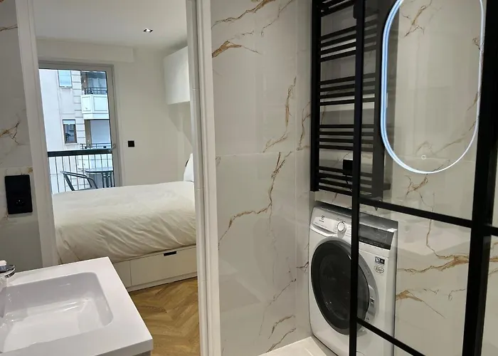 Appartement Moderne Balcon, Rue D'antibes- Hyper Centre A0b191 *