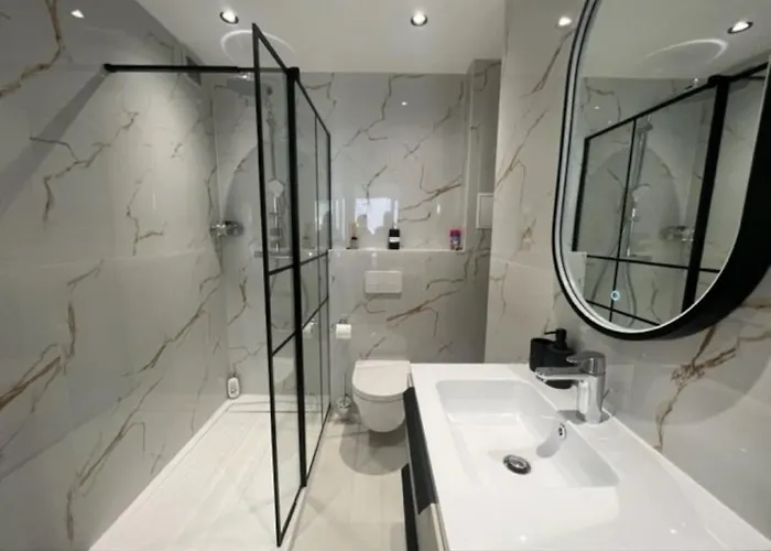 Moderne Balcon, Rue D'antibes- Hyper Centre A0b191 شقة
