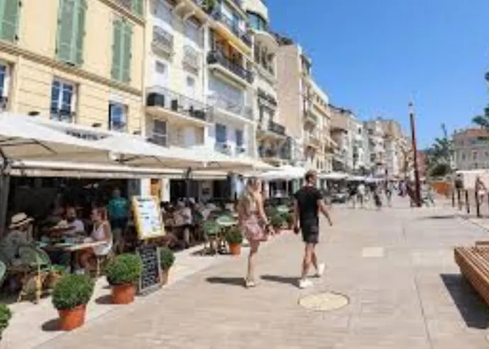 Moderne Balcon, Rue D'antibes- Hyper Centre A0b191 * Канны